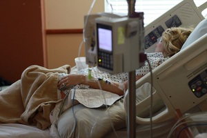 £250m to boost NHS capacity with 900 new beds