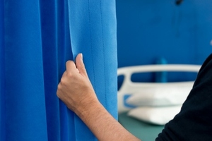 Anti-infection disposable curtain solution delivered at Birmingham Women’s Hospital