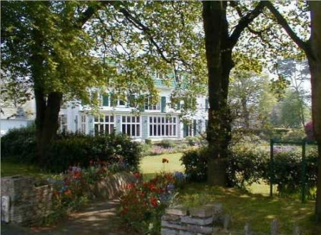 Cancer \'hotel\' provides an exemplar for care delivery