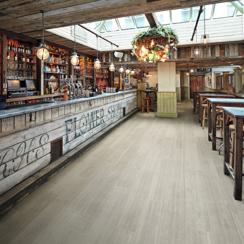 New wood designs unveiled as part of Karndean Looselay Series Three