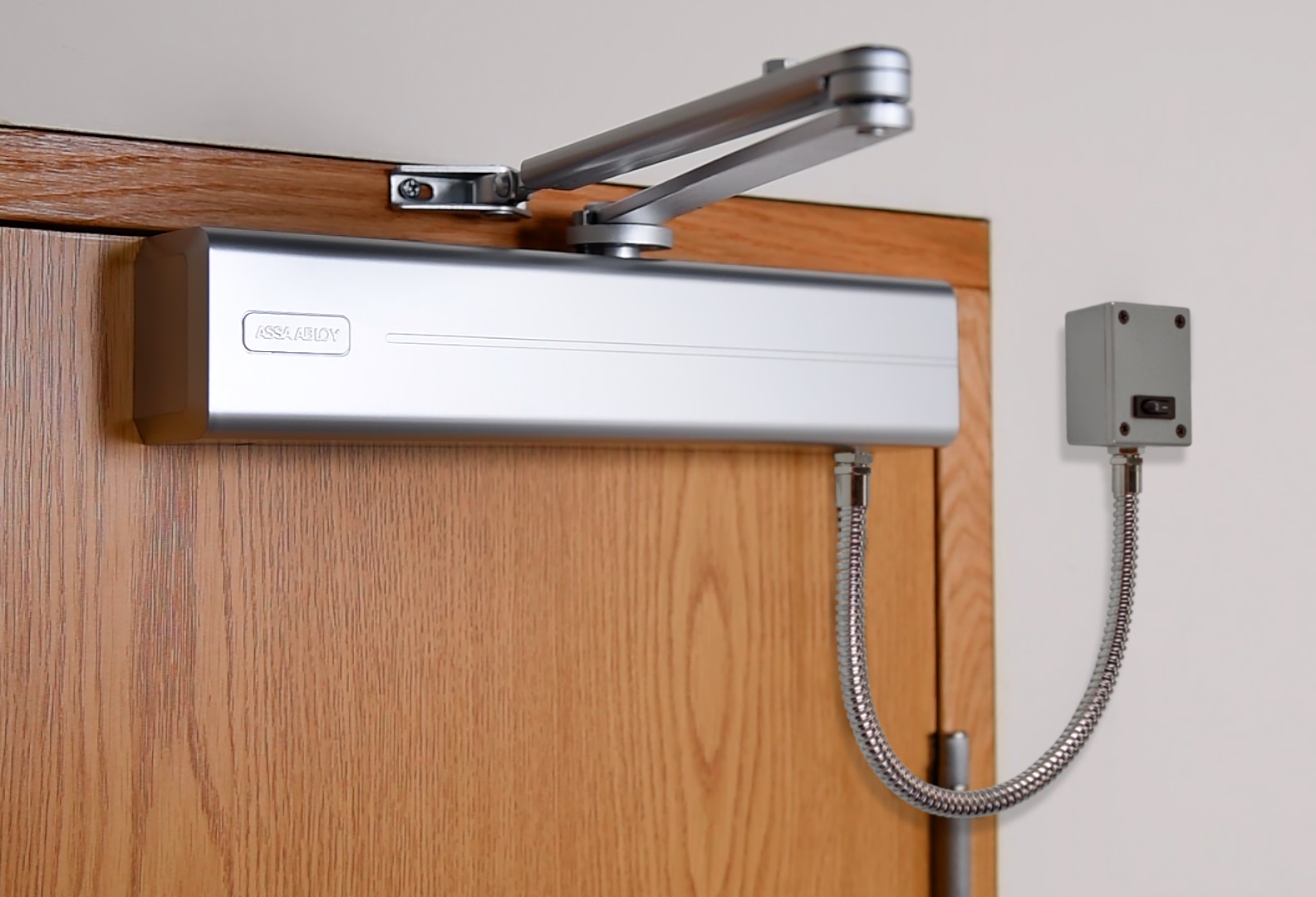 ASSA ABLOY launches DC300G-HF door closer for healthcare sector
