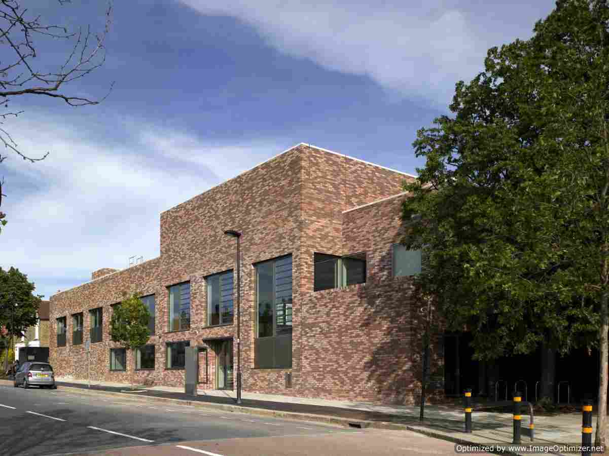 Building Better Healthcare Awards 2013 - Your guide to entering the Best Community Healthcare Design category 
