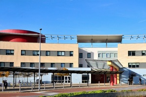 Chiller replacement at London Hospital carried out on hottest day ever recorded in UK