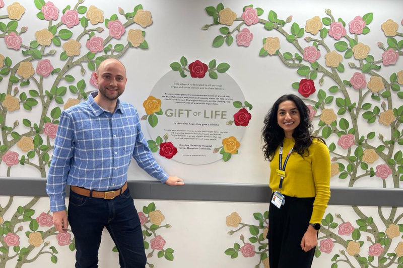Harry van de Bospoort (left) and Dr Jacyntha Khera, Senior ITU Anaesthetic Trainee (right)