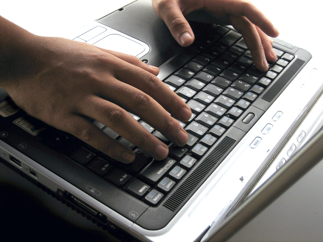 Cyber attackers thwarted as they target 800 Bristol hospital staff