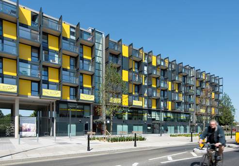 Health centre at the heart of new development in White City, London