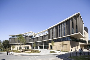 London’s Oak Cancer Centre opens