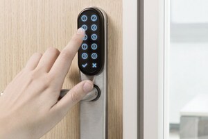 New Abloy SMARTair standalone escutcheon offers keypad activation