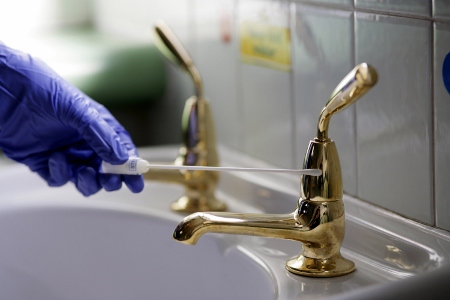 New business model supports use of copper in hospitals
