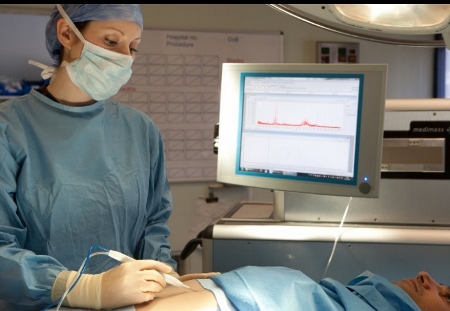 New \'intelligent knife\' set to revolutionise cancer treatment