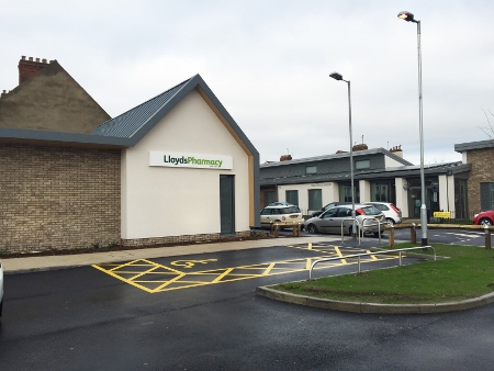 New pharmacy opens its doors in east Hull 