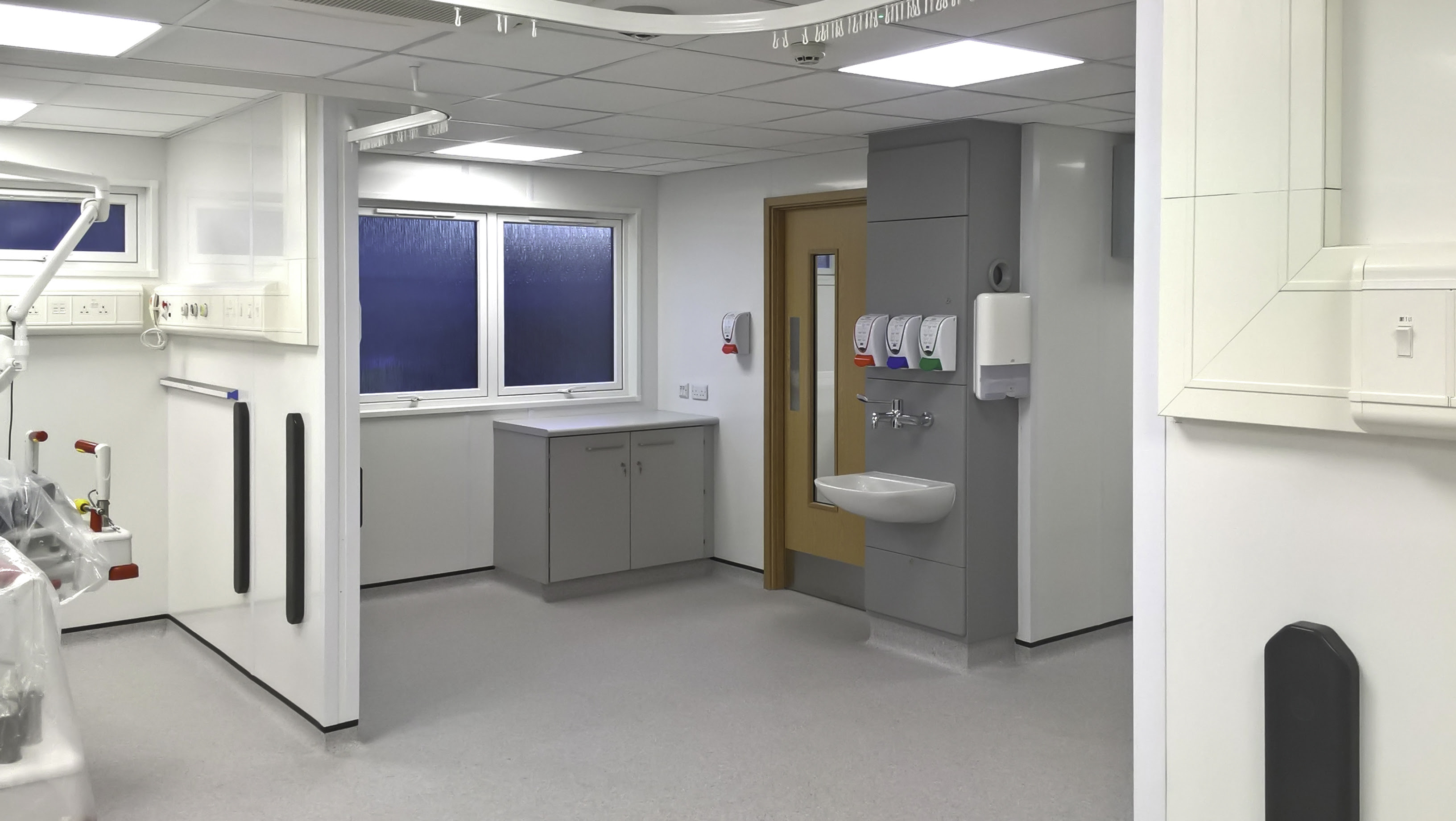 Portakabin delivers specialist accident and emergency treatment facility in 12 weeks