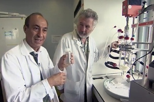 Reactor-Ready used for the manufacture of a nano-polymer for 3D printing of implantable body parts 