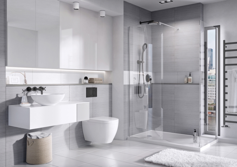 Roman launches Lumin8 Curved Wetroom Panel 