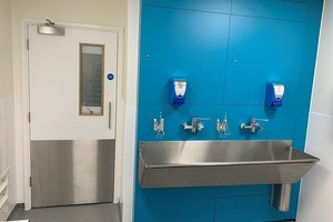 Vistamatic vision panels installed in new women's centre in Oxford